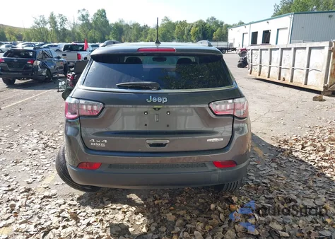 2020 Jeep Compass Latitude 4X4 z USA, uszkodzony, nr VIN 3C4NJDBB6LT168788